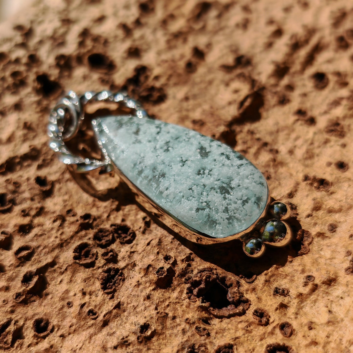 Colgante Hemimorfita en plata de ley