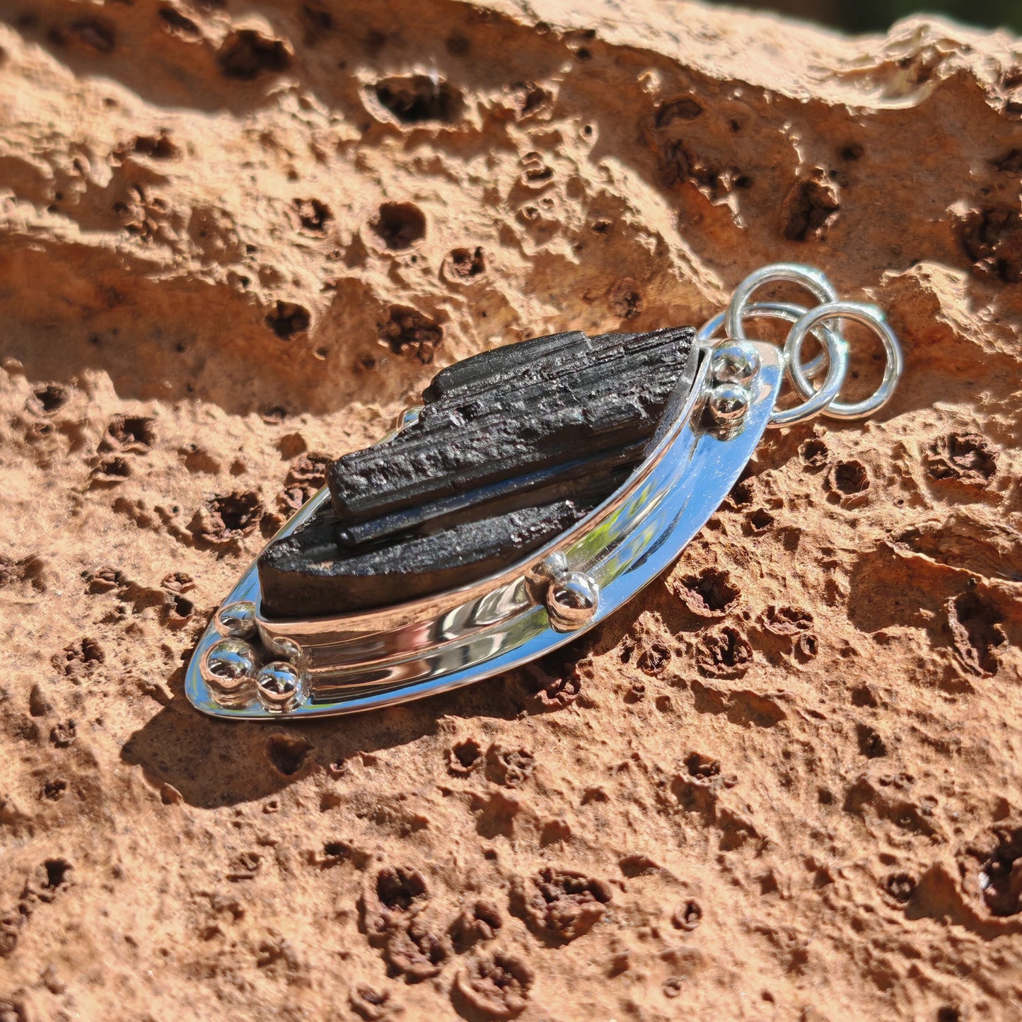 Colgante Turmalina negra en plata de ley